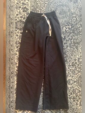 Figs SHELBY ULTRA HIGH RISE
WIDE LEG SCRUB PANT XXS